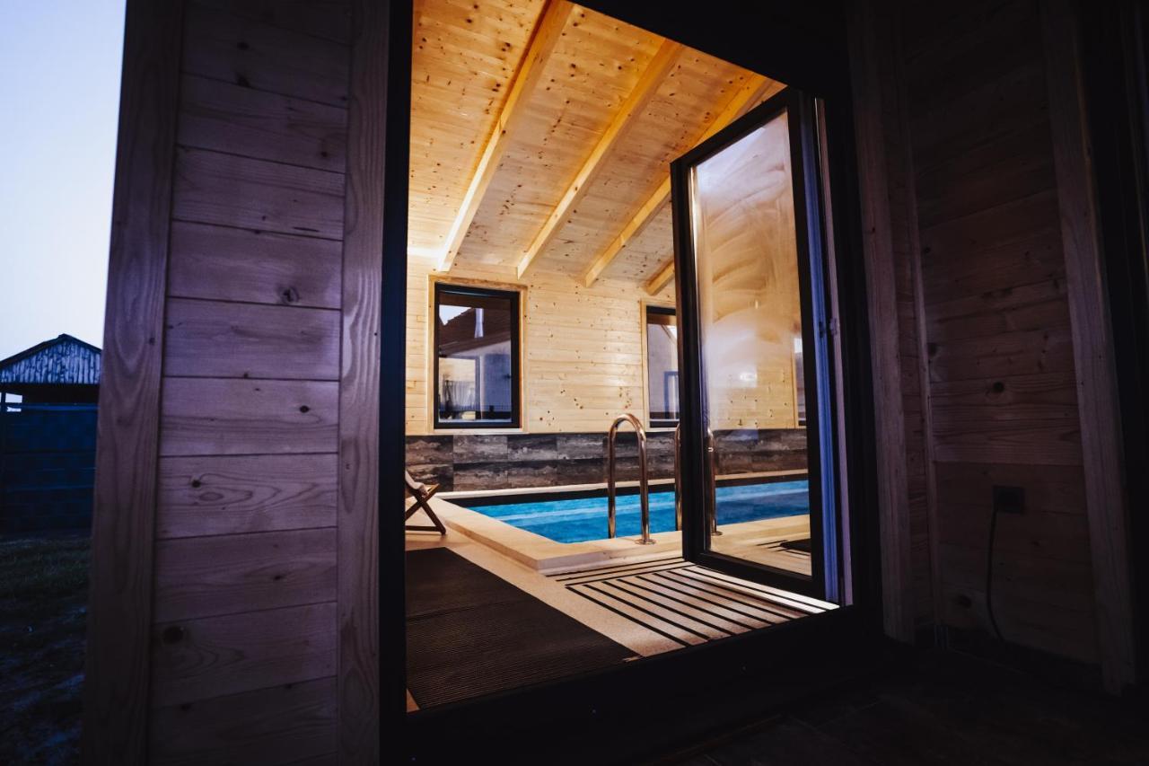 Holiday Home Nightswim Inn Vrbovec Zewnętrze zdjęcie